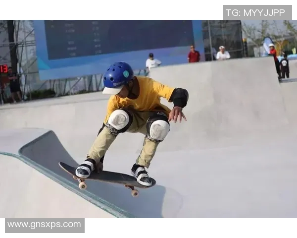 北京极限运动队在世界滑板锦标赛中以70分领先其他队伍表现出色