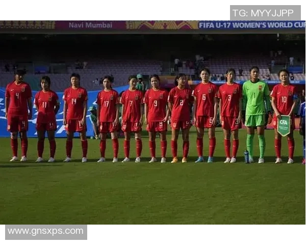 哈登与足球明星的首次见面引发球迷热议与期待